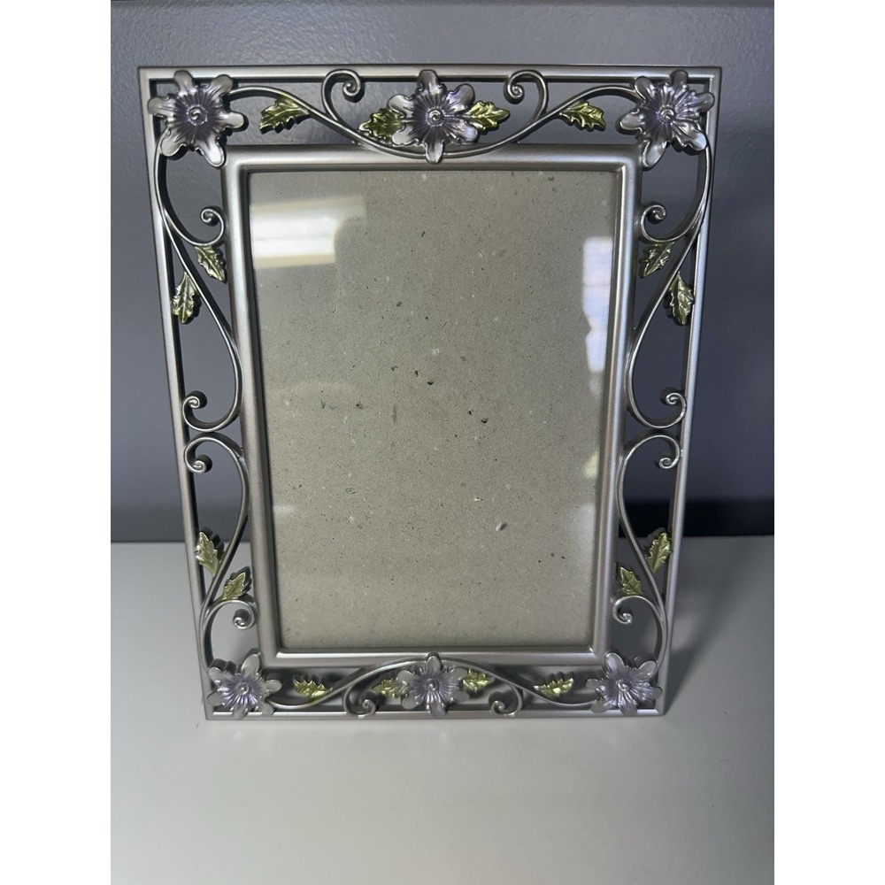 Vintage Art Nouveau Style Ornate Silver Metal Floral Photo Frame 5x7